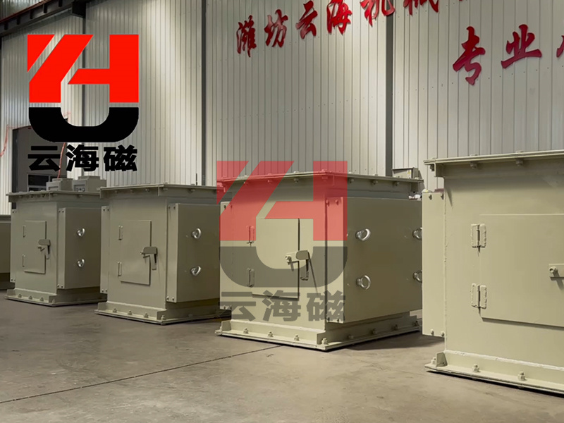 Manual pipeline iron remover